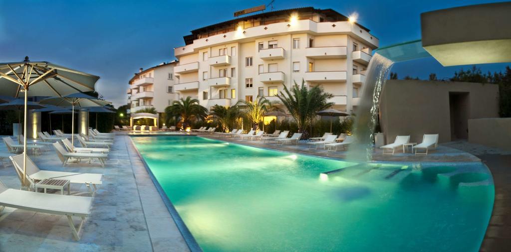 Hotel Residence Stella Del Mare Vada Εξωτερικό φωτογραφία